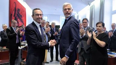 Deux jours après leur duel pour LR, Bruno Retailleau et Laurent Wauquiez s'affichent tout sourire à l'Assemblée