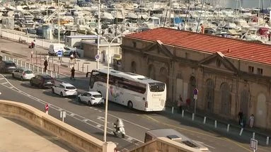 Marseille : les cars de touristes interdits sur le Vieux-Port
