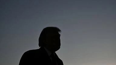 EN DIRECT - Iran : revers symbolique pour Trump, le Congrès américain vote un texte ordonnant la fin de la guerre
