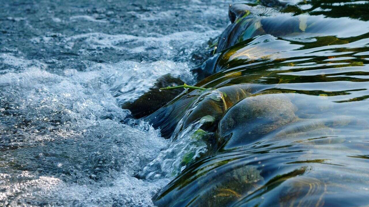 Aveyron : 15 tonnes d'un mélange de goudron déversées dans la nature, une enquête ouverte