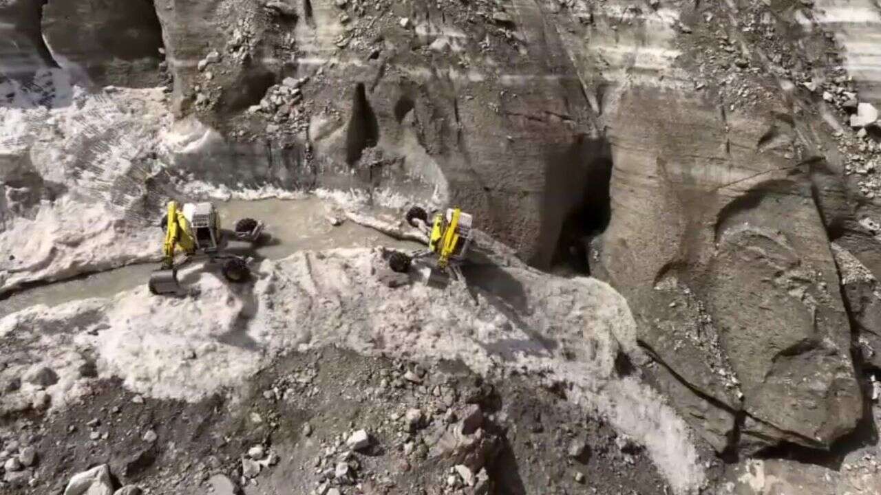 VIDÉO - Chamonix : un village sous la menace d'un lac glaciaire