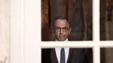 Mécontent du gouvernement Lecornu, Retailleau convoque une réunion d'urgence à LR lundi