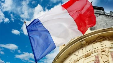 Municipales 2026 : pourquoi les maires pourraient être élus pour 7 ans au lieu de 6