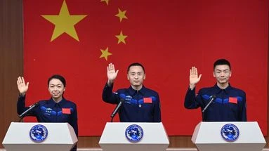 Objectif Lune : pourquoi la Chine envoie-t-elle ce dimanche un astronaute dans l'espace pour un an ?