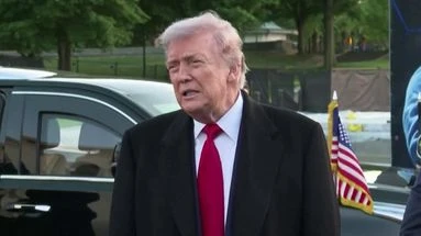 1.000 milliards de dollars de réparations, investissements immobiliers américains : le plan de Trump pour reconstruire l'Iran