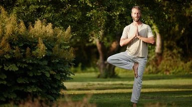 Ces exercices inspirés du yoga vous aident à renforcer votre corps en douceur