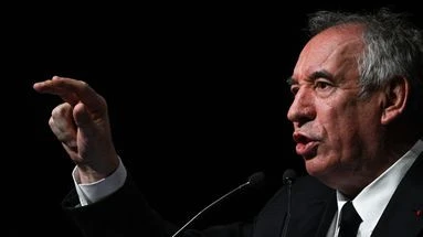 Elle sera examinée mardi, François Bayrou de nouveau menacé par une motion de censure