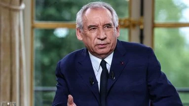 Pourquoi François Bayrou ne veut pas descendre sous la barre des 44 milliards d'euros d'économies ?