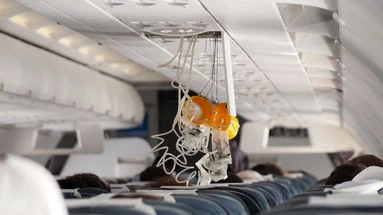 Syndrome aérotoxique : que sait-on de cette pathologie controversée due aux émanations toxiques dans les avions ?