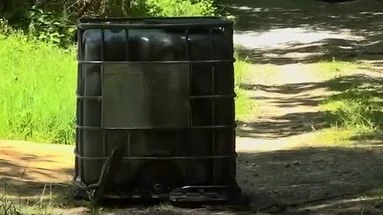 Qui a déversé des litres d'hydrocarbures dans une rivière près de Lyon ?