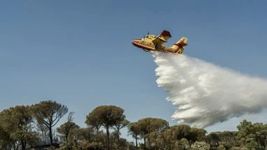 Pompiers, sécurité civile, moyens aériens et terrestres… De quelles forces dispose-t-on face aux incendies ?