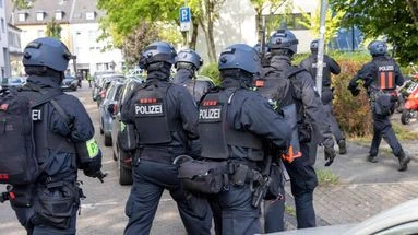 Attaque au couteau en Allemagne : un enseignant blessé, le suspect arrêté