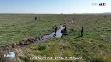 Mont-Saint-Michel : le grand nettoyage