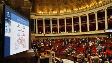 La loi sur le narcotrafic définitivement adoptée, un succès pour le duo Darmanin-Retailleau
