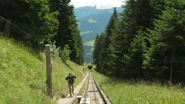 11.674 marches : cet escalier est le plus long du monde et il se trouve à côté de chez nous
