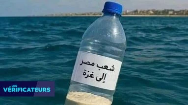 VERIF'- Attention à ces fausses images montrant des bouteilles remplies de nourriture, jetées à la mer pour Gaza