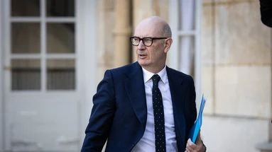Les nouveaux droits de douane américains ne sont pas justifiés, estime Roland Lescure