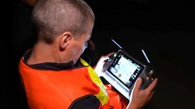 Drones, intelligence artificielle : la technologie au service des pompiers face aux incendies