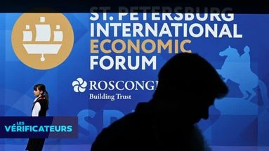 Forum économique russe : comment Moscou mise sur la venue d'influenceurs d'extrême droite occidentaux pour diffuser son récit