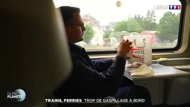 Trains, ferries : trop de gaspillage à bord