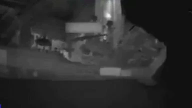 Guerre en Iran : les images d'un pétrolier neutralisé par les États-Unis dans le détroit d'Ormuz