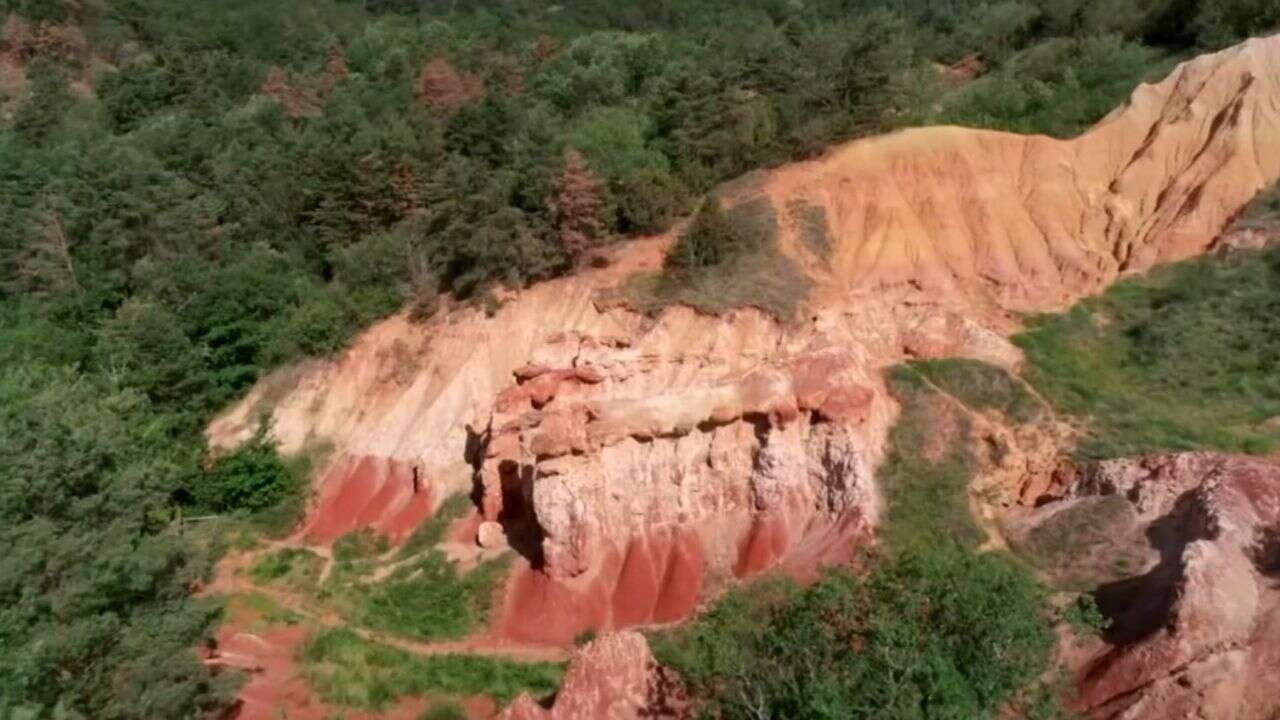 VIDÉO - Voyage : découvrez la Vallée des Saints, le 