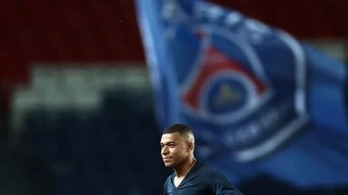 Guerre de gros sous : Kylian Mbappé réclame 240 millions d'euros au PSG, qui en veut 180 en retour
