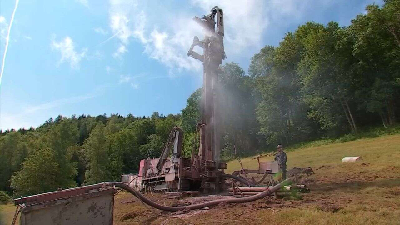 VIDÉO - Face à la pénurie d'eau, ils ont opté pour le forage