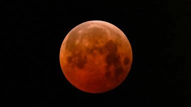 Eclipse lunaire totale et Lune de sang : ce qu'il faut savoir pour assister à ce show cosmique