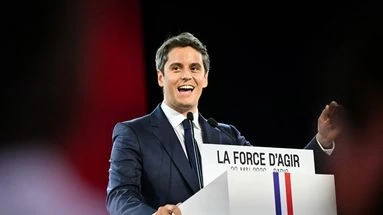 Présidentielle 2027 : pour son premier meeting, Gabriel Attal se dit candidat 