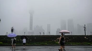 Chine : près de 300.000 personnes évacuées en raison du passage d'un typhon à Shanghai