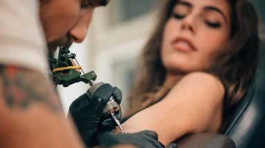 Tatouage : cinq questions essentielles à se poser avant de franchir le pas