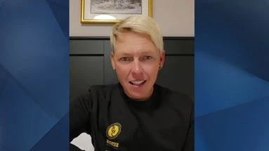 Coupe du monde de rugby : qui est Lexi Chambers, qui va amener le sifflet pour le match d'ouverture ?