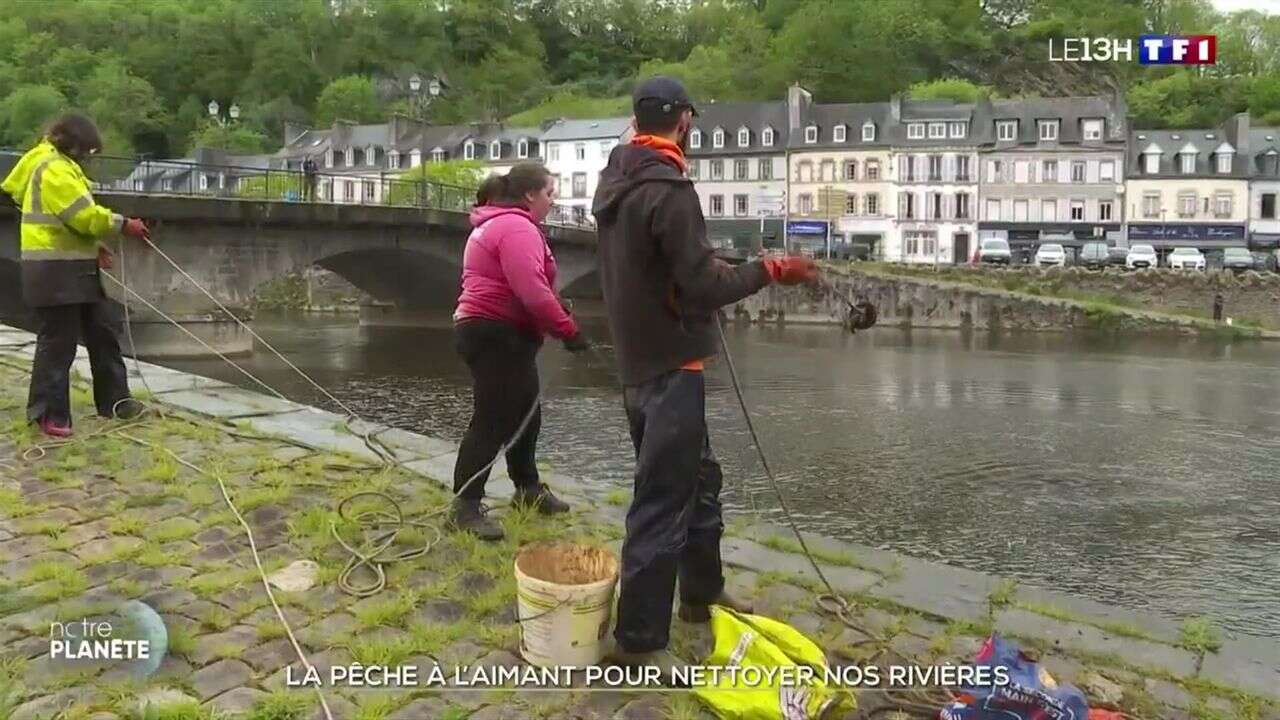 La pêche à l'aimant pour nettoyer nos rivières