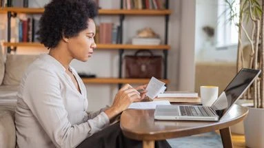 Vous avez reçu un chèque sans provision : pouvez-vous récupérer votre argent ?