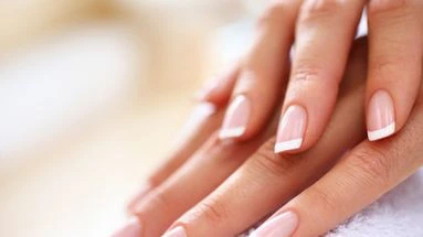 French manucure : cette astuce dont vous ne pourrez plus vous passer !