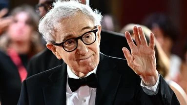 Critiqué pour sa participation à un festival de cinéma en Russie, Woody Allen se défend