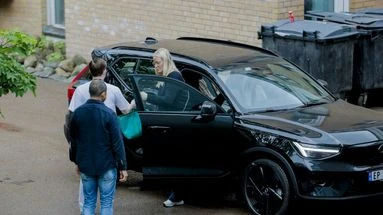 Norvège : toute la famille royale désormais au chevet de Mette-Marit, aperçue arrivant à l'hôpital