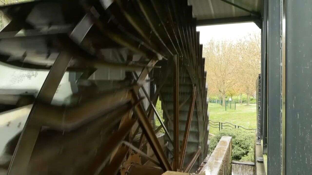 VIDÉO - Électricité : ce village du Nord s'éclaire grâce à son moulin à eau