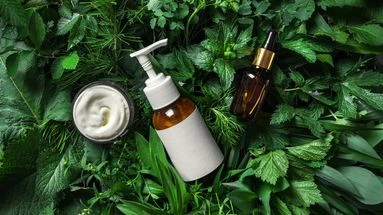 Comment repérer (facilement) un vrai cosmétique 