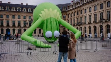 Art Basel ouvre vendredi dans un Paris ébranlé par le casse au Louvre