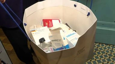 1,7 milliard d'euros de médicaments jetés chaque année : faut-il autoriser la vente à l'unité ?