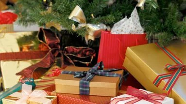 Noël 2025 : le budget moyen des Français baisse encore