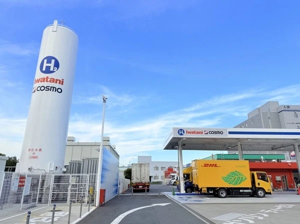 DHL、アジア太平洋初の水素燃料電池トラック実証走行を日本で開始