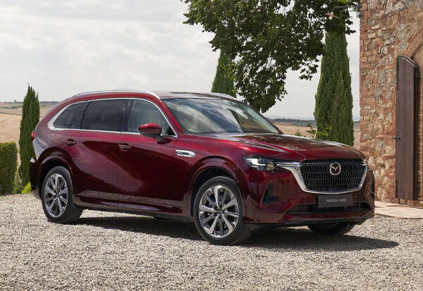 マツダ、新型3列シートSUV『CX-80』をついに世界初公開　日本導入時期は