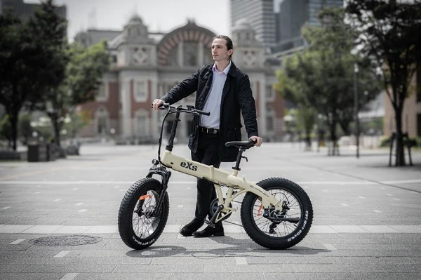 航続80kmの折りたたみ電動アシスト自転車「eXs Street」、14万9000円で発売