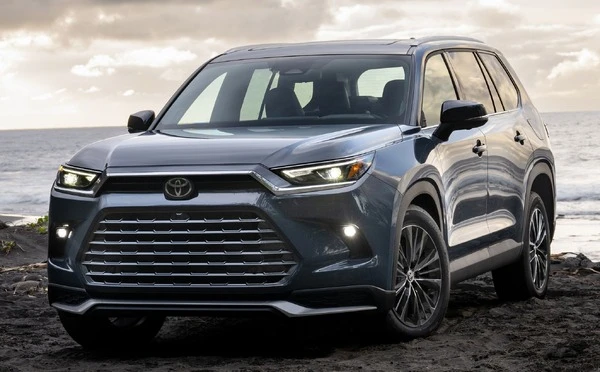 7月の米国新車販売、トヨタなどHV好調で11.1%増　値上げ浸透前の“駆け込み”も［新聞ウォッチ］
