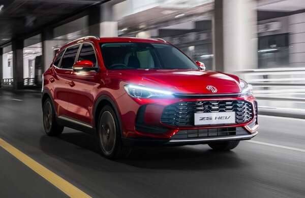 MG、新型ハイブリッドSUV「ZS Hybrid+」発表…燃費20km/リットル