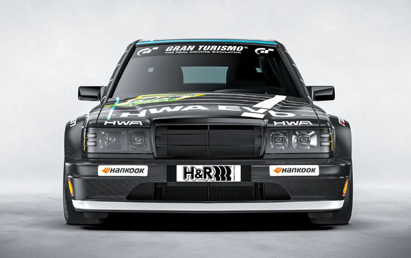 メルセデスの名車「190E エボ2」が復刻！ 限定100台の「HWA EVO」にハンコック純正装着