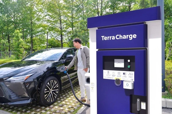 帝国ホテル東京、EV急速充電サービス開始…テラチャージが設置